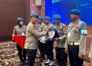 Sie Propam Polres Bima Kota Raih Penghargaan atas Dedikasi dan Loyalitas Tinggi dalam Penanganan Kasus Kode Etik