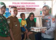 Polri Perduli Stunting, Polsek Parado Polres Bima, Salurkan Makanan Tambahan Bagi 60 Balita dan Ibu Menyusui