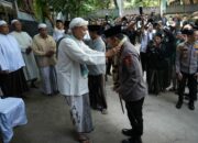 Silaturahmi ke Ponpes Al-Hamidy Banyuanyar, Kapolri: Tanpa Dukungan Ulama Pekerjaan Kami Sangat Berat