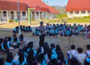 Sat Lantas Polres Lombok Utara Sosialisasikan Tertib Berlalu Lintas kepada Pelajar SMKN 1 Pemenang