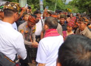 Menteri Kebudayaan RI Dianugerahi Gelar Adat Bayan, Kapolres Lombok Utara Hadir Dampingi