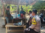 Bhabinkamtibmas Kelurahan Telaga Bertong Sambang Warga, Beri Imbauan Kamtibmas dan Sosialisasi TPPO