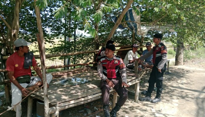 Polres Lombok Barat Sosialisasikan Layanan KEMOS 110 di Desa Taman Ayu Gerung