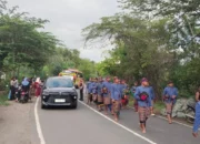 Polsek Sekotong Amankan Nyongkolan Gendang Beleq di Jalur Utama