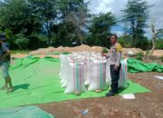 BHABINKAMTIBMAS DESA WOKO PANTAU AKTIVITAS WARGA BINAAN SAAT MENJUAL HASIL PANEN JAGUNG