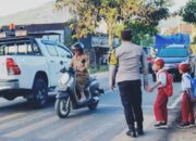 POLRES SUMBAWA BARAT RUTIN GELAR “RAWAN PAGI” DI SEKOLAH, JADI JEMBATAN KEDERKATAN POLISI DENGAN ANAK DAN MASYARAKATKonsep Otomatis