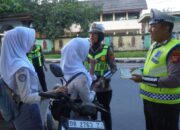 Polres Loteng Berikan Ratusan Teguran Kepada Pengendara Selama 10 Hari Ops Keselamatan. ‎