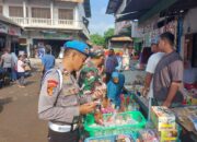 Operasi Gabungan, Jelang Bulan Suci Ramadhan, Polsek Bolo dan Koramil Bolo Sita Puluhan Jenis Petasan di Pasar Sila