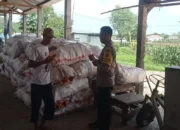 Polsek Gerung Edukasi Warga Manfaatkan Polibag untuk Pangan Mandiri