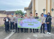 Polres Lombok Timur Rutin Bagi Takjil, Pererat Hubungan dengan Masyarakat