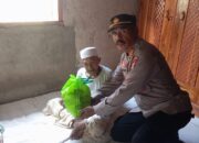 Indahnya Berbagi di Bulan Suci Ramadhan, Polsek Bolo Santuni Lansia