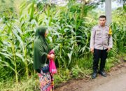 Perkuat Ketahanan Pangan, Polsek Woja Aktif Dampingi Petani di Desa Matua
