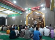 Safari Polsek Seteluk Hangatkan Silaturahmi di Masjid Baiturrahman Meraran