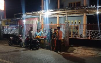 Patroli Menjelang Sahur, Polsek Wawo Antisipasi Gangguan Kamtibmas di Bulan Suci Ramadhan