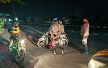 Jalur Bypass BIL Dijaga Ketat, Polsek Labuapi Pastikan Balap Liar dan Kriminalitas Tak Beri Celah