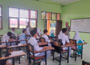 “Police Go to School” Satbinamas Polres Bima Kabupaten Sosialisasi Bijak Dalam Bermedsos di SMAN I Woha