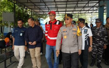 Kapolda NTB Bersama Gubernur Pantau Arus Mudik dan Lepas Program Mudik Gratis Lembar–Surabaya