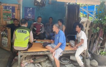 **Polsek Seteluk Gencarkan Patroli Dialogis, Ajak Warga Jaga Keamanan Selama Lebaran**