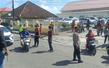 Polres Sumbawa Kawal Ketat Perayaan Minggu Palma di Gereja Katolik Paroki Sang Penebus
