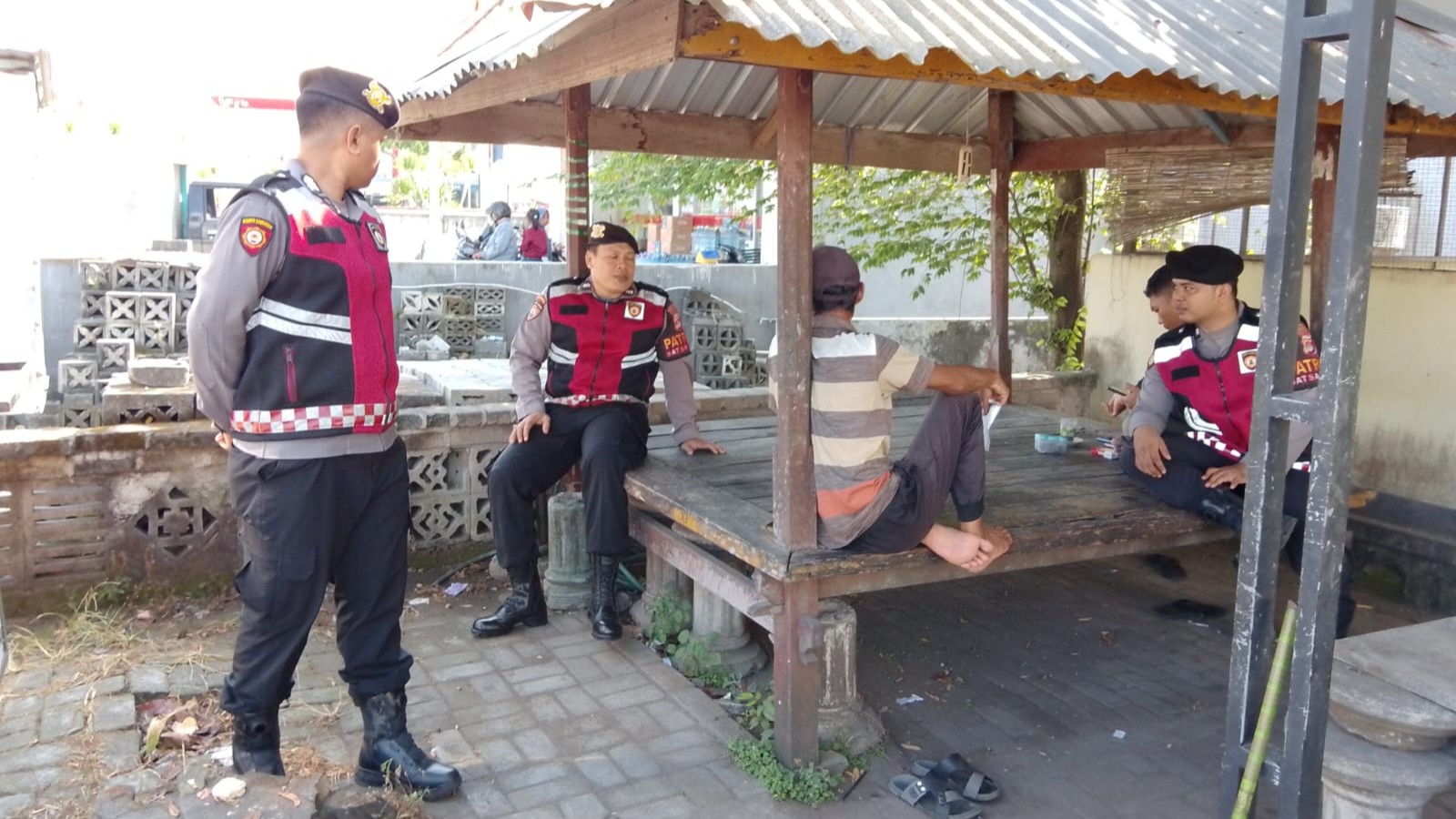 Respons Cepat Keadaan Darurat, Polres Lombok Barat Hadirkan Inovasi KEMOS 110 di Tengah Masyarakat