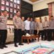 POLRES DOMPU GELAR GLADI POSKO DAN TFG SISPAMKOTA, SIAPKAN PENGAMANAN UNRAS HARI BURUH INTERNASIONAL