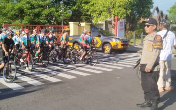 Polres Lombok Tengah Amankan Event Sepeda Lombok Charity Ride 2026 di Kawasan Kuta Pujut
