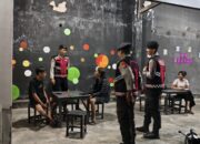 Patroli Malam Sat Samapta Polres Lombok Utara Sambangi Pemuda Nongkrong di Jalan Raya Tanjung