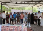 Polres Bima Kota Bagikan 1.100 Paket Daging Qurban untuk Masyarakat