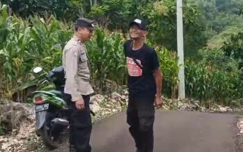 Dukung Program Astacita Presiden RI, Bhabinkamtibmas Polsek Grabagan Polres Tuban Terjun Langsung Cek Ketahanan Pangan Di Desa Grabagan