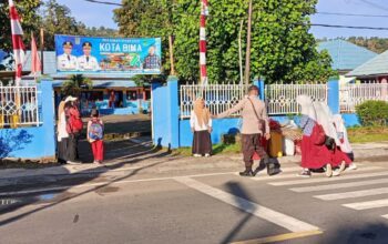 Polsek Rasanae Timur Laksanakan Rawan Pagi, Bantu Kelancaran Aktivitas Masyarakat