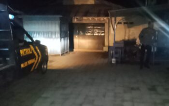 Malam 21.00 Wita, Polsek Pemenang Patroli Pelabuhan Bangsal: Kapal Aman, Penumpang Nyaman