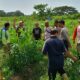 Bhabinkamtibmas Batulayar Ajak Warga Manfaatkan Lahan Kosong