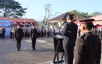 POLRES DOMPU GELAR UPACARA DAN SYUKURAN HARI BHAYANGKARA KE-80, TEGUHKAN KOMITMEN “80 TAHUN MENGABDI POLRI UNTUK MASYARAKAT