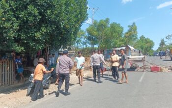 Polsek Hu’u Lakukan Negosiasi, Aksi Pemblokiran Jalan Akibat Kelangkaan LPG 3 Kg Berakhir Kondusif