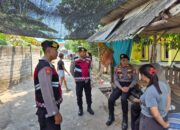 Sentuhan Kasih Polres Lombok Barat, Sat Samapta Bagikan Sembako kepada Warga Kurang Mampu
