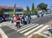 Polsek Tanjung Gelar Giat Rawan Siang di Depan SMPN 1 Tanjung