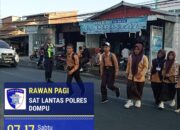 Satlantas Polres Dompu Gelar Strong Point Pagi, Wujudkan Kamseltibcarlantas yang Aman dan Tertib