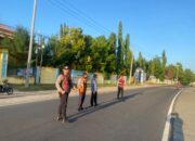 Polsek Bayan Gelar Rawan Pagi di Jalan Raya Tanjung-Bayan Desa Anyar