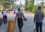Personel Polsek Tanjung Gelar Giat Gotong Royong dan Korve di Halaman Mapolsek