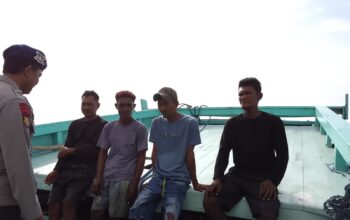 Sat Polairud Polres Bima Kota Patroli Dialogis, Imbau Nelayan Utamakan Keselamatan Berlayar