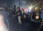 Kapolresta Loteng Dampingi Kapolda NTB Tinjau Langsung Kebakaran Dusun Sade, di Pujut