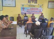 Kawal Penyaluran BLT, Bhabinkamtibmas Polsek Tambora Sampaikan Himbauan Kamtibmas