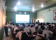 Tingkatkan Literasi Digital, SMAN 2 Tuban Edukasi Pelajar Terkait Peluang dan Risiko Teknologi AI