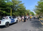 Cegah Kemacetan Jam Pulang Sekolah, Sat Lantas Polres Sumbawa Patroli Rutin dan Gatur Lalin di SMAN 2