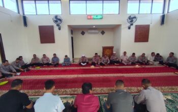 Polres Bima Kota Gelar Binrohtal Rutin, Perkuat Pembinaan Rohani dan Mental Personel