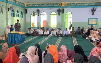 Polsek Sumbawa Hadiri Safari Dakwah Ustadzah Angelina Sondakh di Masjid Darussalam Brangbiji, Pastikan Pengamanan Berjalan Aman