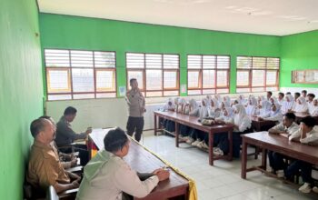 Bentengi Generasi Muda, Sat Binmas Polres Sumbawa Gelar Penyuluhan Bahaya Narkoba dan SPPA di SMPN 1 Batulanteh