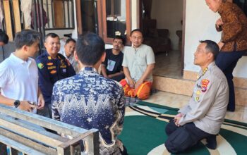 Bid Dokkes Polda NTB Dampingi Atase Policy Agency Jepang Ambil Sample DNA Keluarga Korban Tsunami Jepang 2011