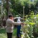 Dukung Program Asta Cita Presiden RI, Bhabinkamtibmas Desa Marga Karya Sambangi Warga Pemanfaat Pekarangan Pangan Bergizi